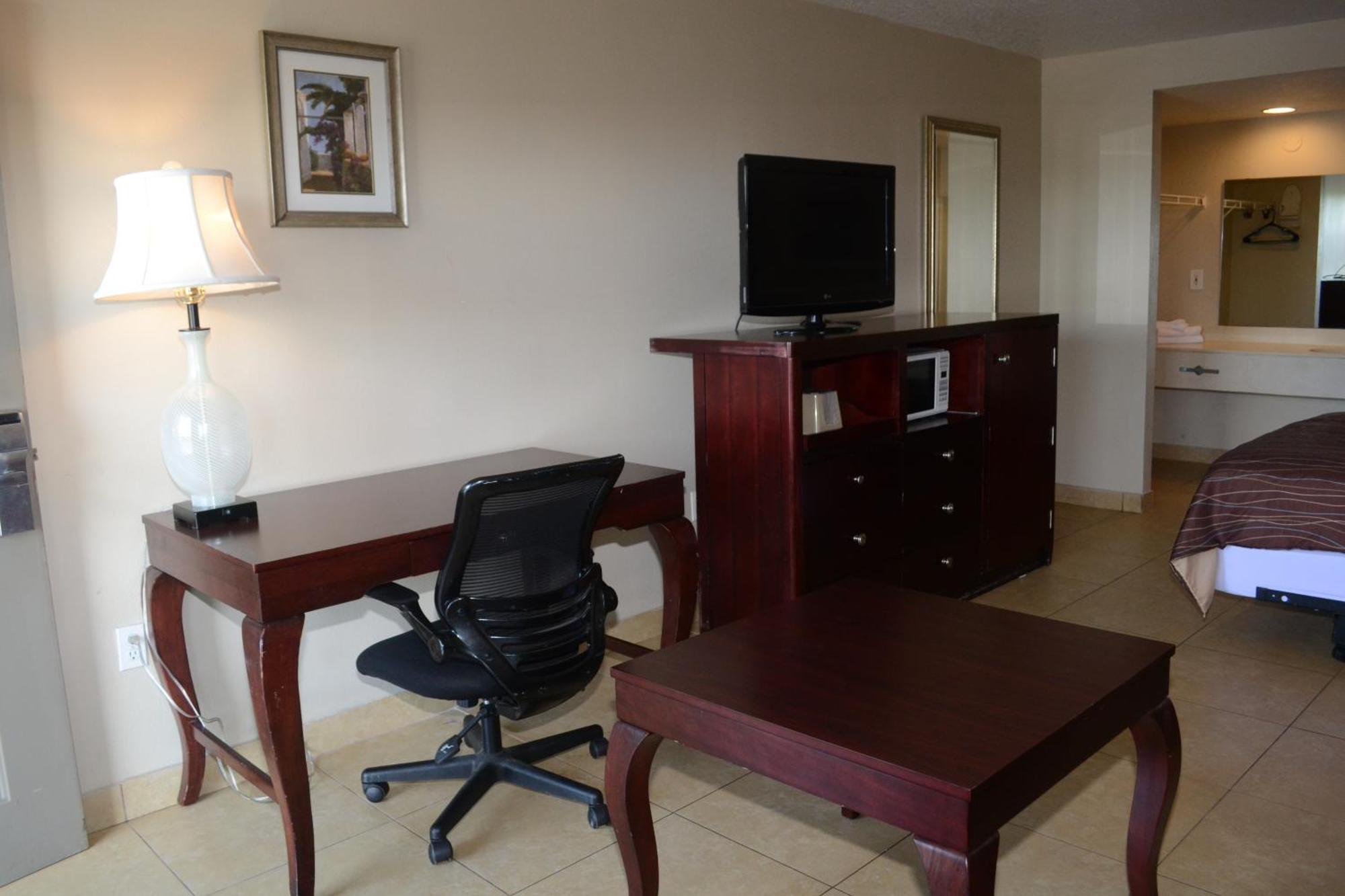 Serena Inn Citrus Ridge Екстериор снимка