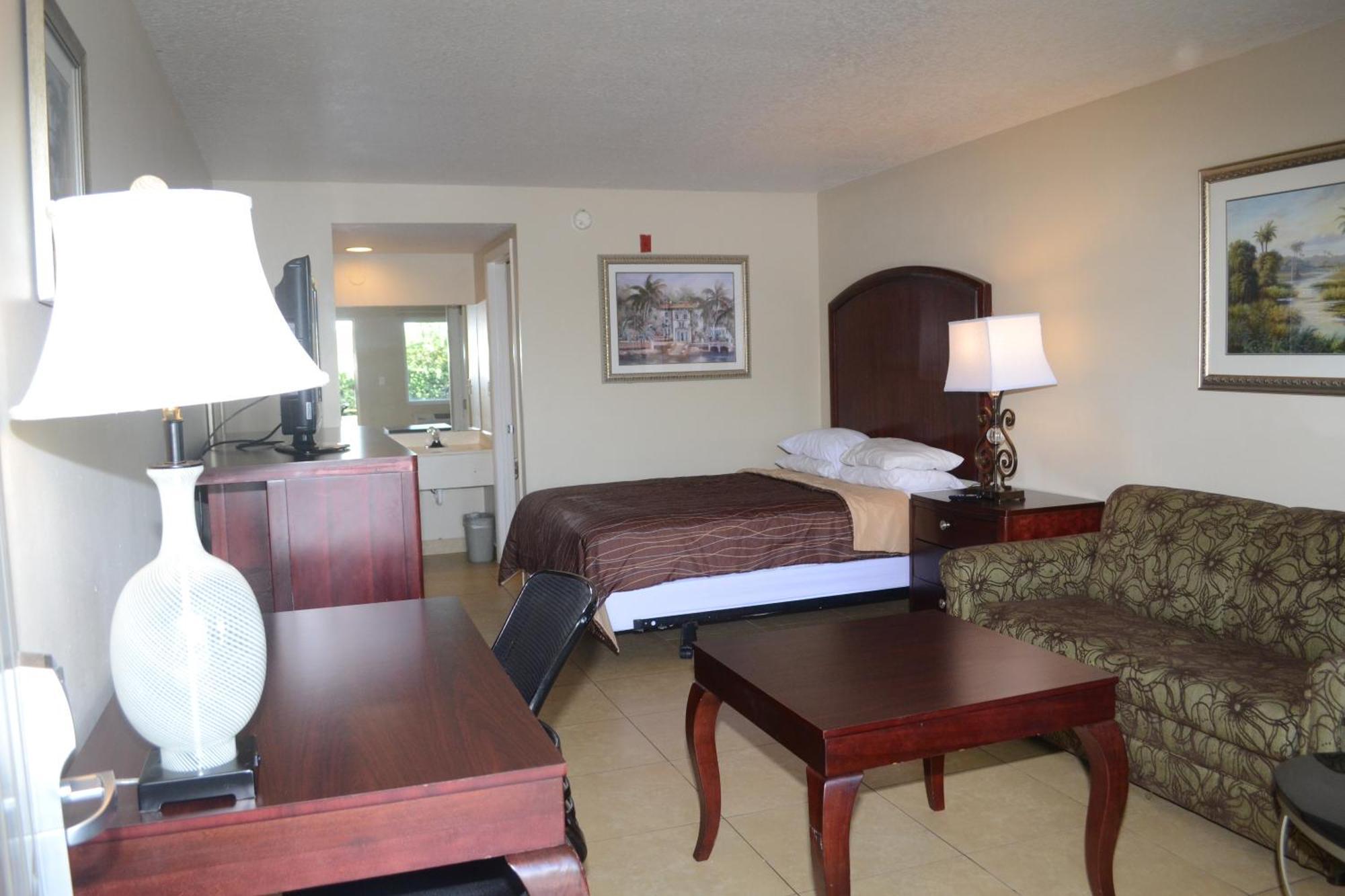 Serena Inn Citrus Ridge Екстериор снимка